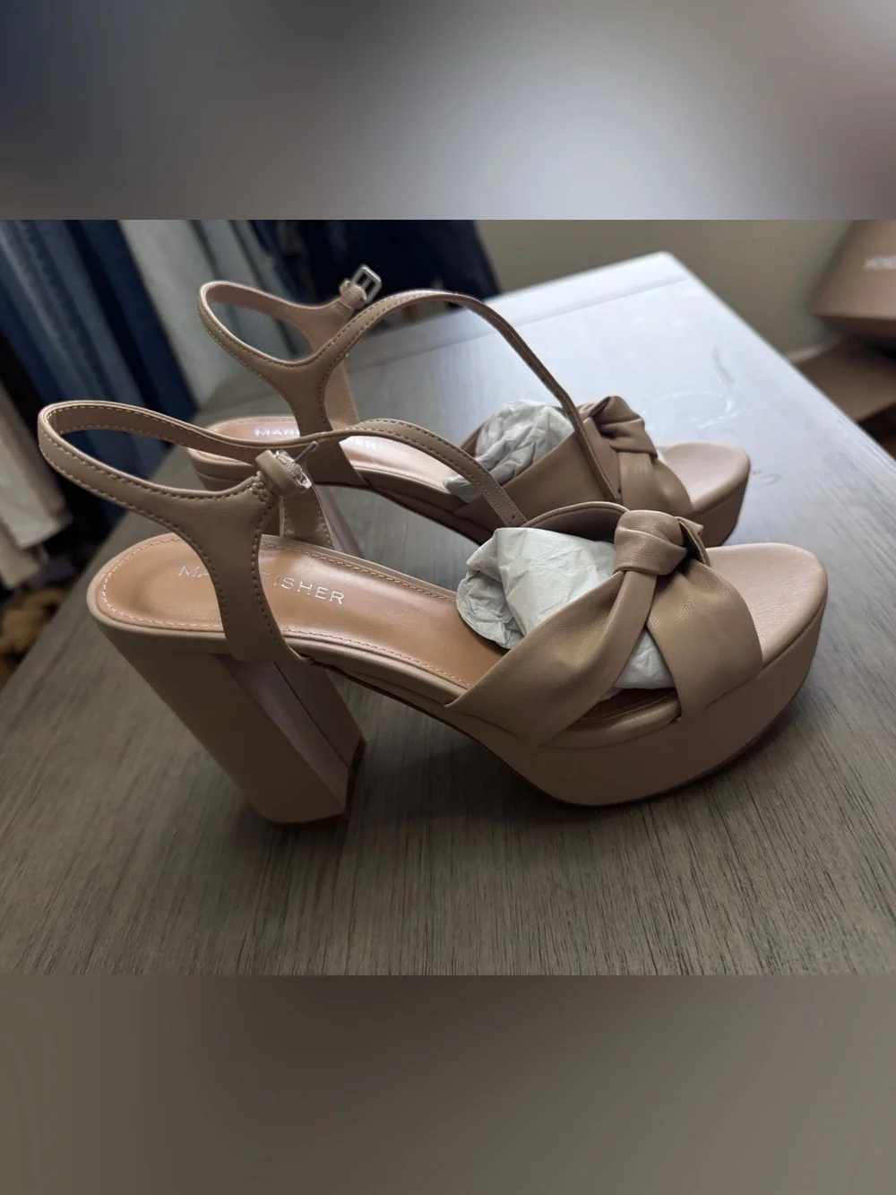Marc Fisher Deren Nude Knot Front Platform Sandals. NEW NEVER WORN. 7.5